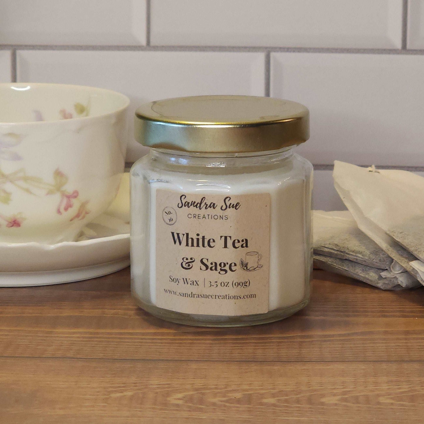 white tea & sage soy candle